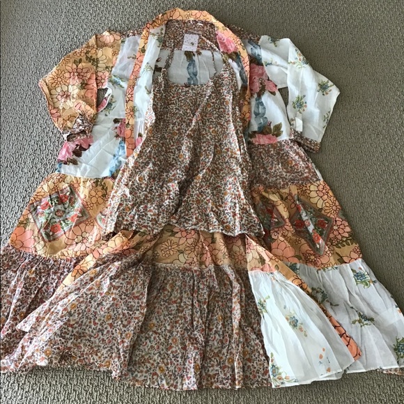 Free People Days Of Ditzies Maxi Dress.  NWT. - Picture 11 of 15